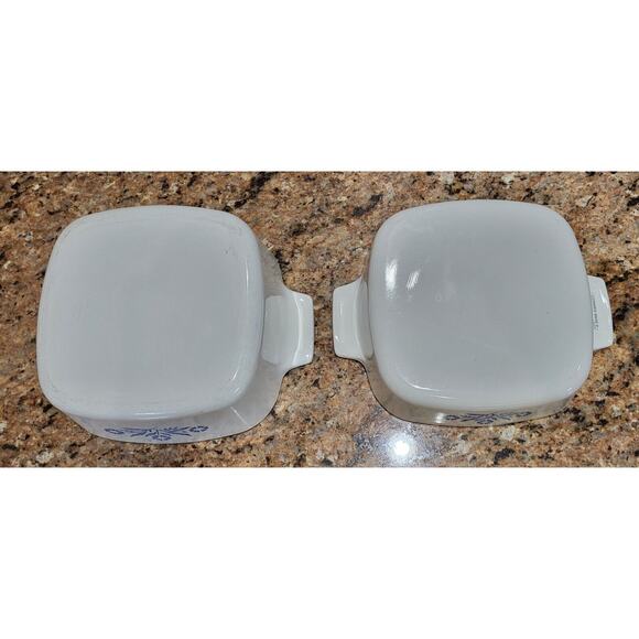 Vintage Corning Ware Blue Cornflower 1 qt and 1-1/2 qt set of 2 with 1 lid - Picture 5 of 16